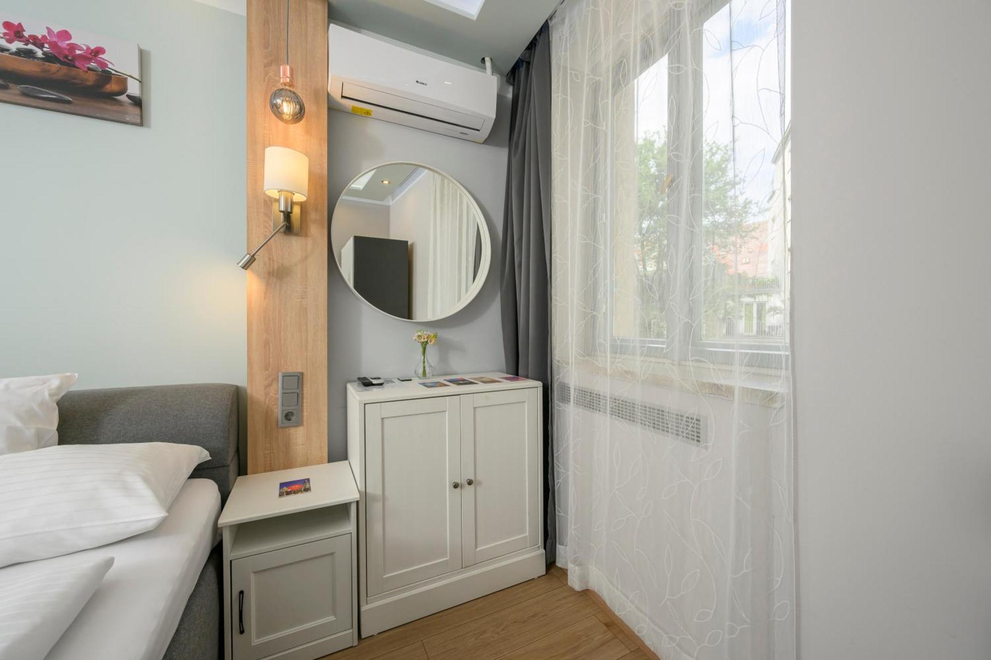 Palais Palffy Apartments Viyana Dış mekan fotoğraf